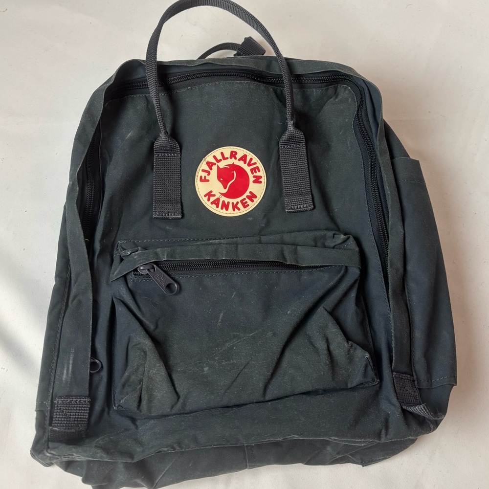 Fjallraven Kanken Backpack 23510 Charcoal Gray School Outdoors